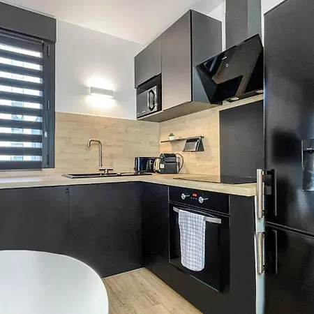 Homey Helsinki - Hyper Centre - Proche Geneve - Terrasse Privee - Wifi & Netflix Annemasse Exterior photo