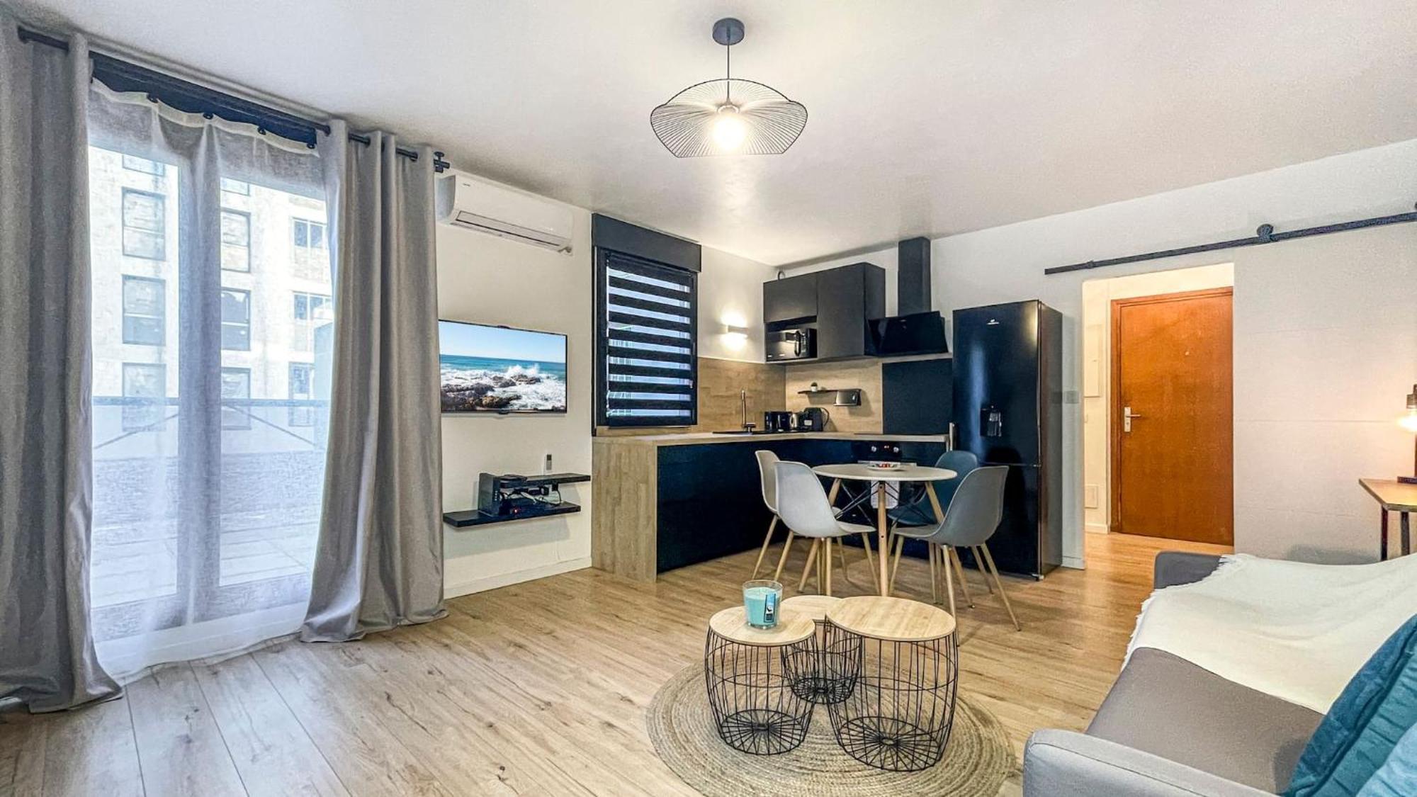 Homey Helsinki - Hyper Centre - Proche Geneve - Terrasse Privee - Wifi & Netflix *
